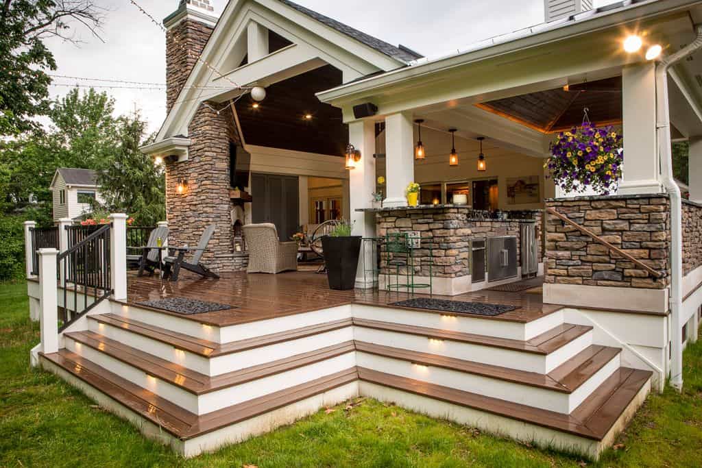 What Is The Difference Between Composite Decking And PVC Decking